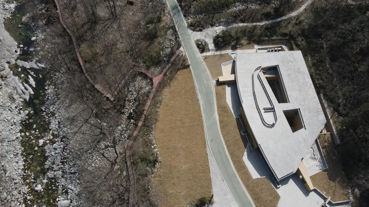 BIM建筑|唐家河自然教育中心 / 合造社建筑设计