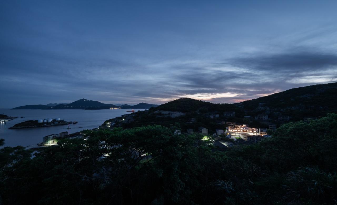 BIM建筑|孤岛浮舟：舟山柴山岛托老所 / 孟凡浩-line+建筑事务所