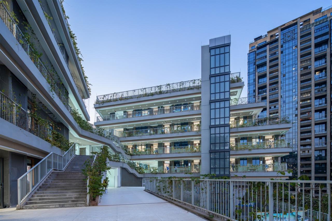 BIM建筑|“上山”校园：深圳福田实验教育集团侨香学校·北校区 / 申都设计