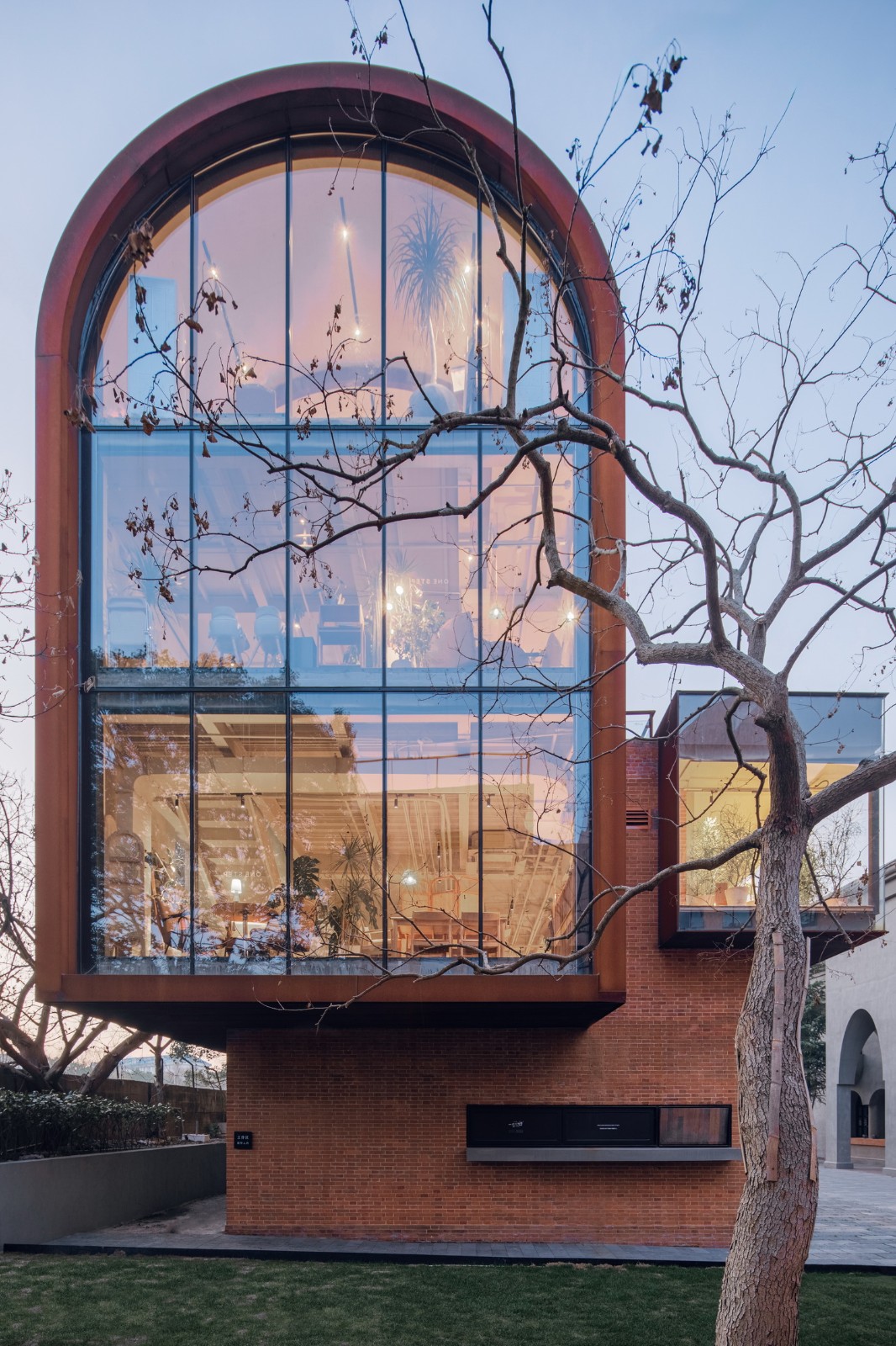 BIM建筑|53° ·EKA天物，上海 / 本哲建筑