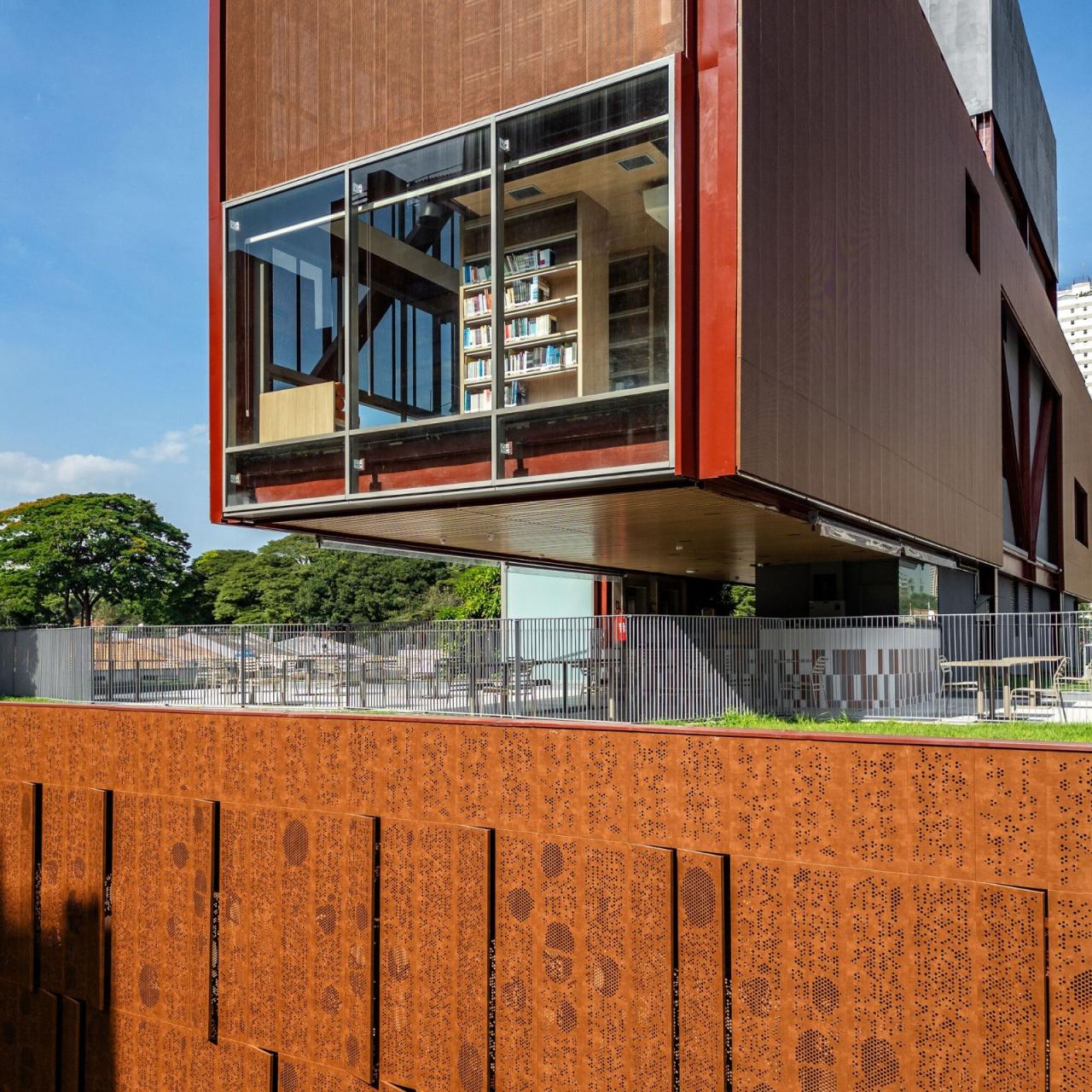 BIM建筑|鲁道夫斯坦纳大学 / Biselli Katchborian Arquitetos