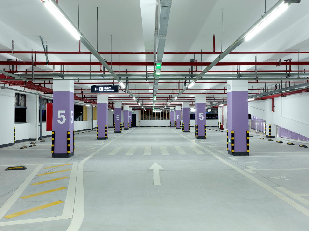 BIM建筑|洪梅镇中心区停车楼：小镇“边角地”的重生 / 森磊国际