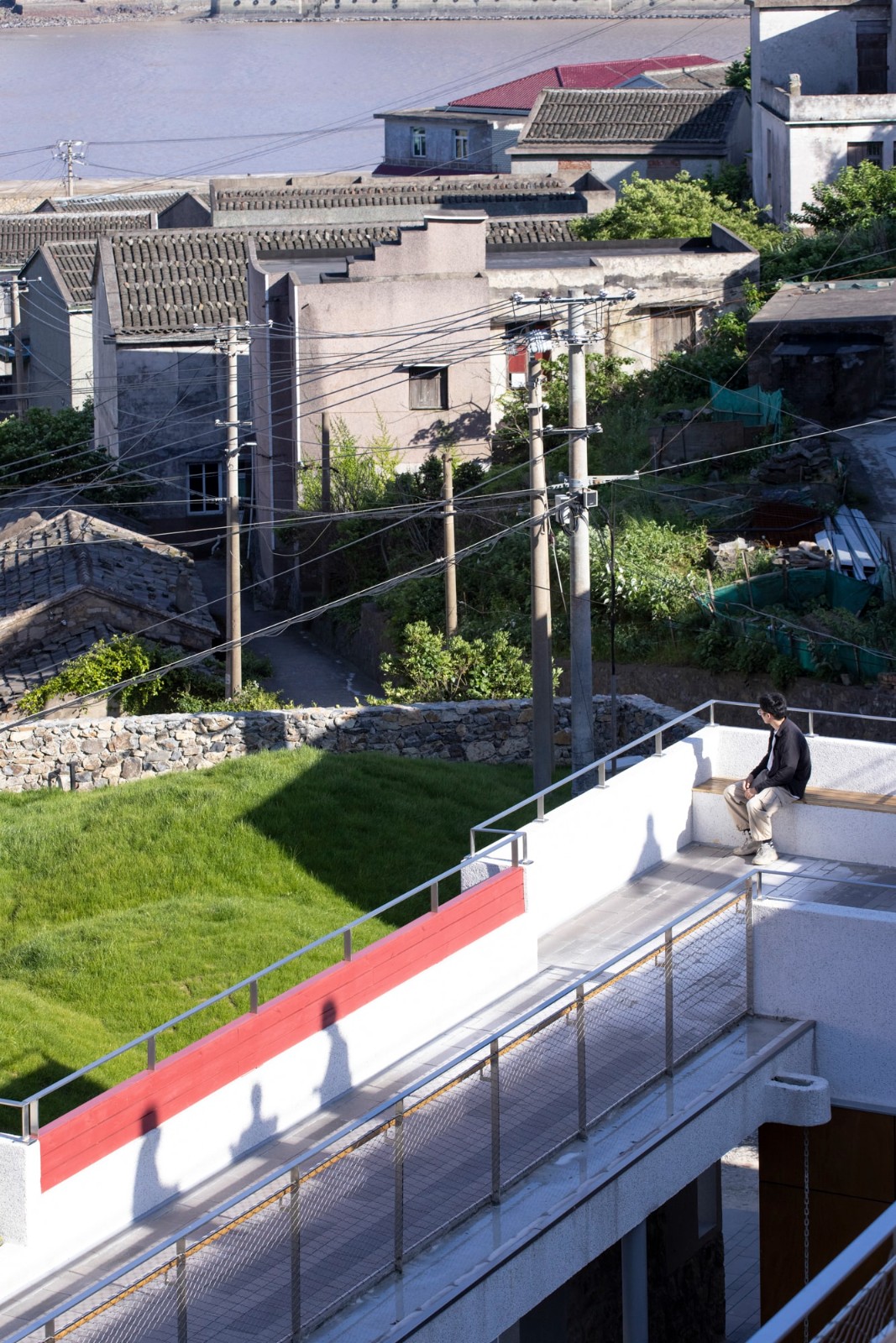 BIM建筑|孤岛浮舟：舟山柴山岛托老所 / 孟凡浩-line+建筑事务所