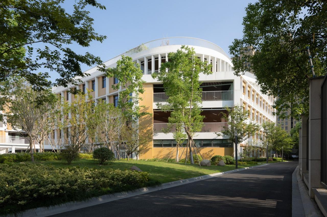BIM建筑|成长阶梯，无界校园：杭州市上塘单元小学 / 浙江大学建筑设计研究院