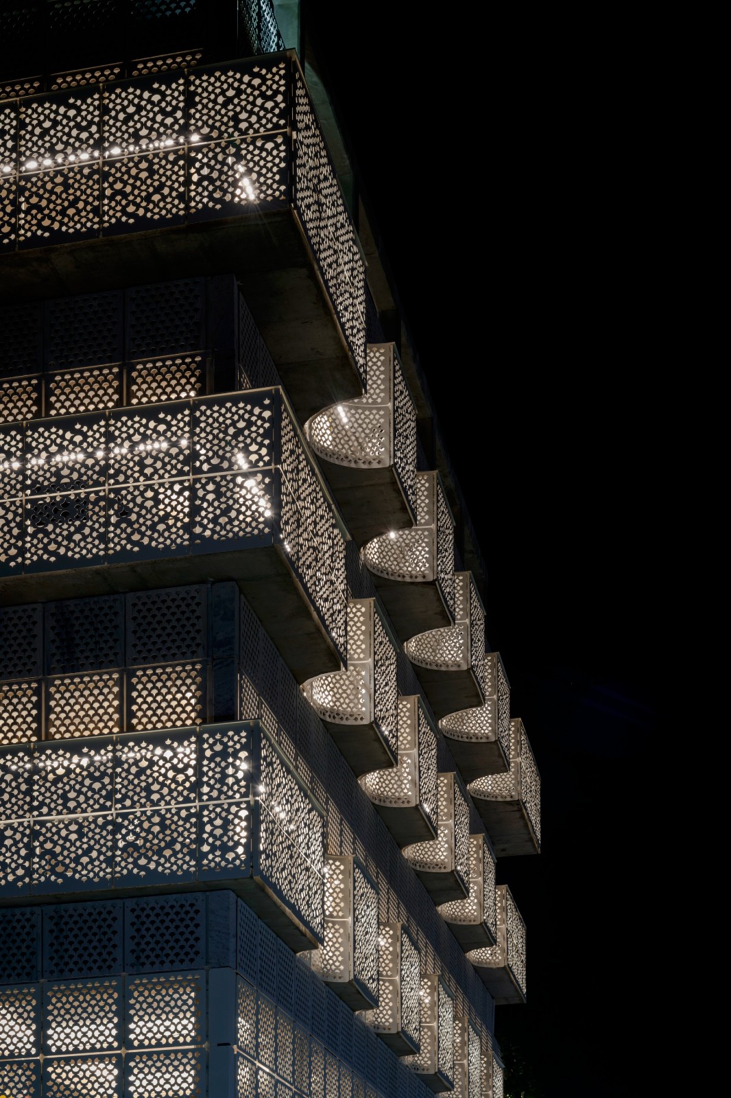 BIM建筑|第三空间文化学习中心 / Studio Saar