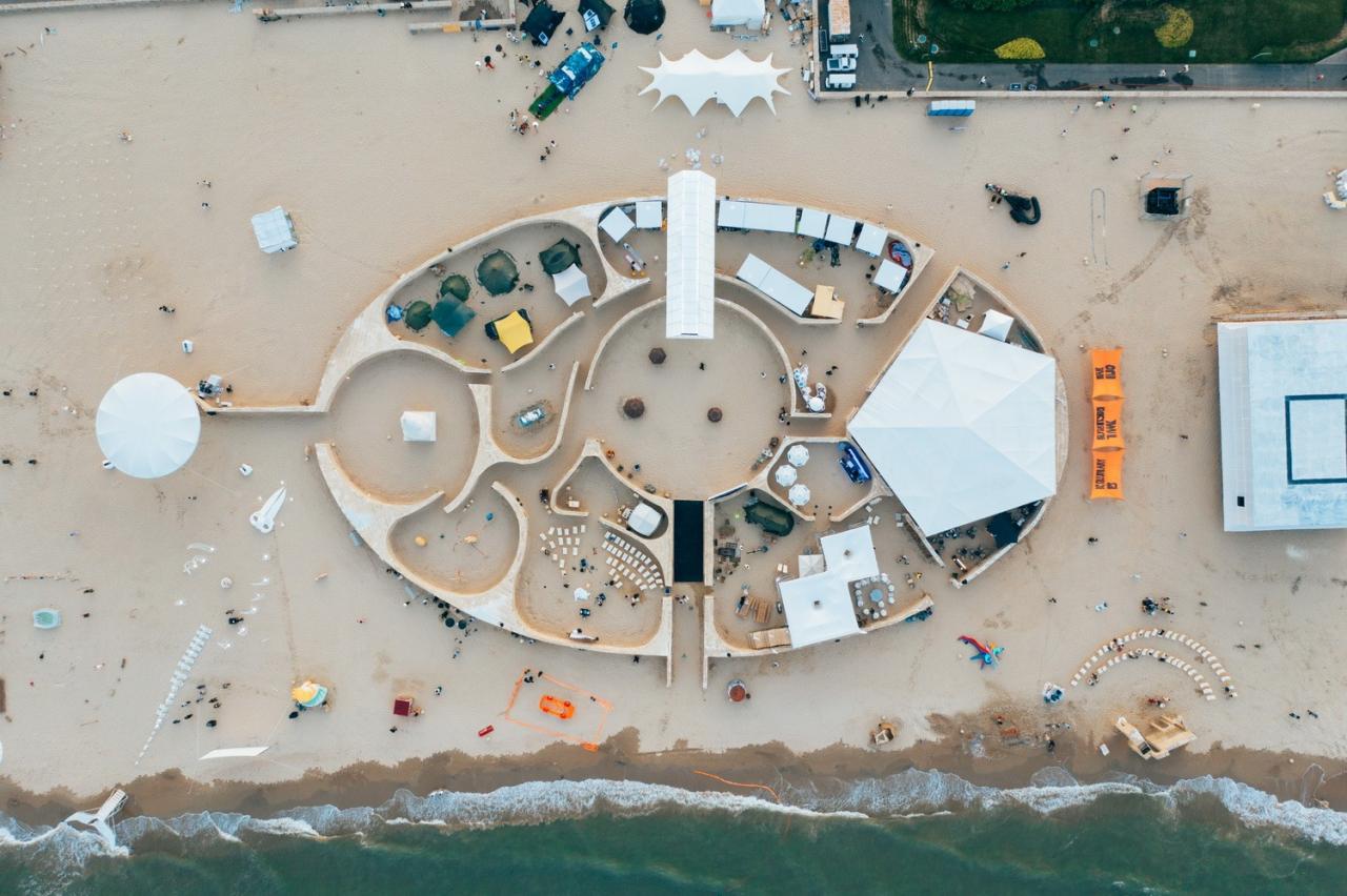 BIM建筑|候鸟沙城 ：“2024阿那亚戏剧节”新作 / 马岩松