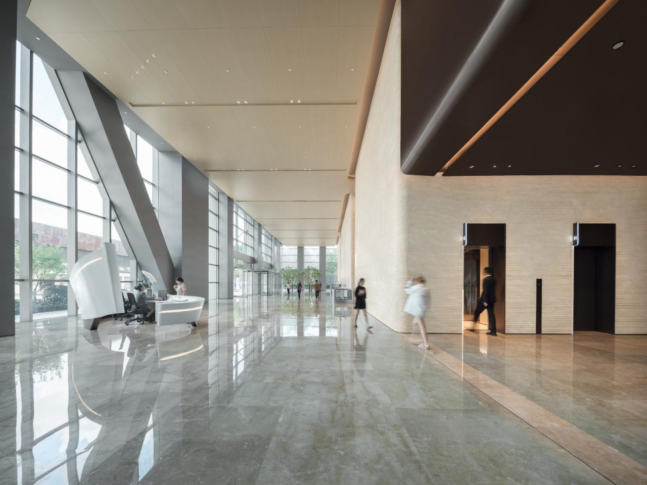 BIM建筑|在上海市中心营造“垂直城市绿洲”：LuOne凯德晶萃广场 / 萨夫迪建筑事务所