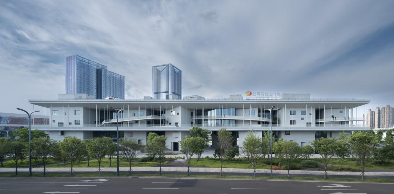 BIM建筑|湖南广电芒果马栏山广场 / 地方工作室