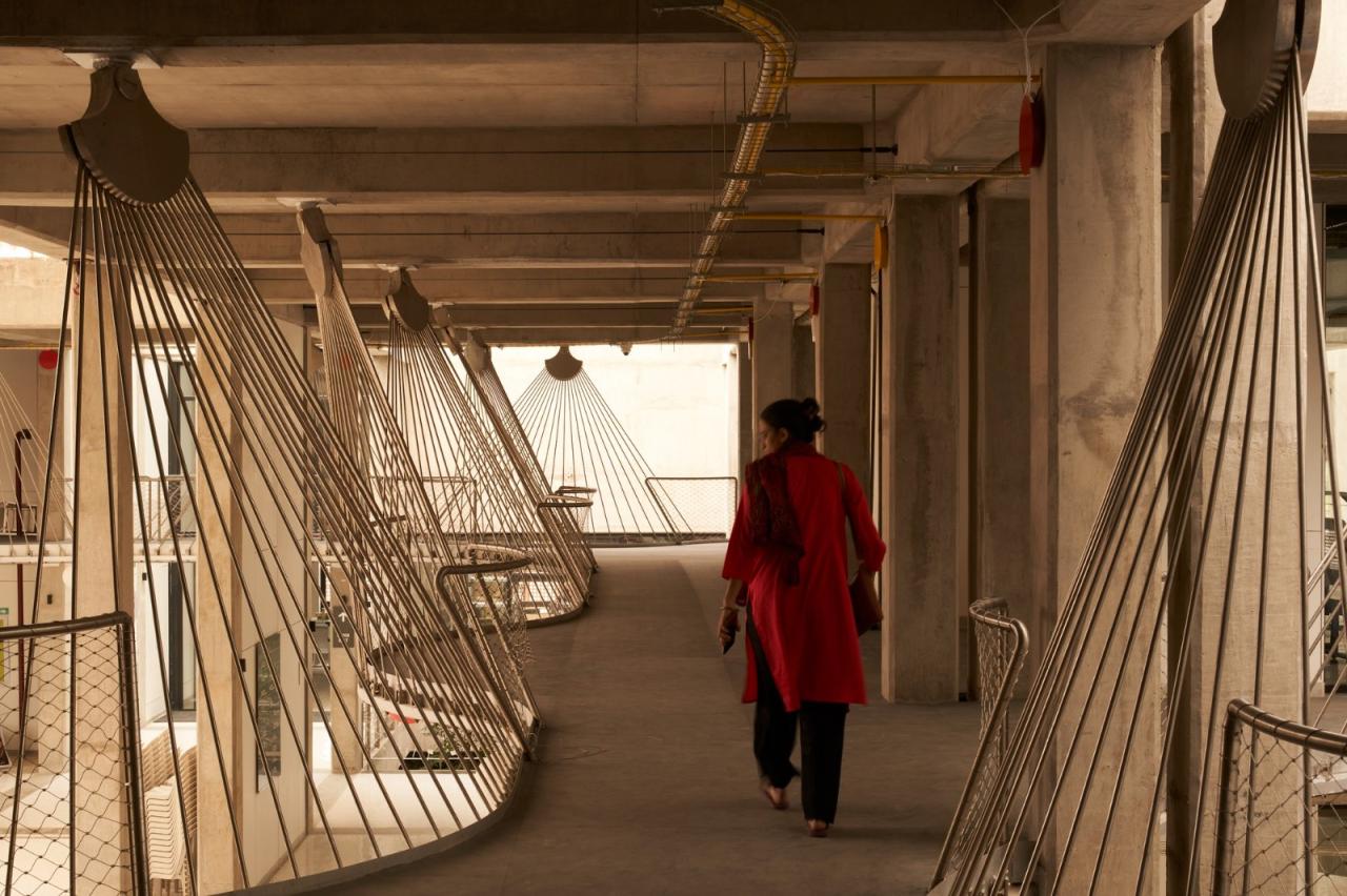 BIM建筑|第三空间文化学习中心 / Studio Saar