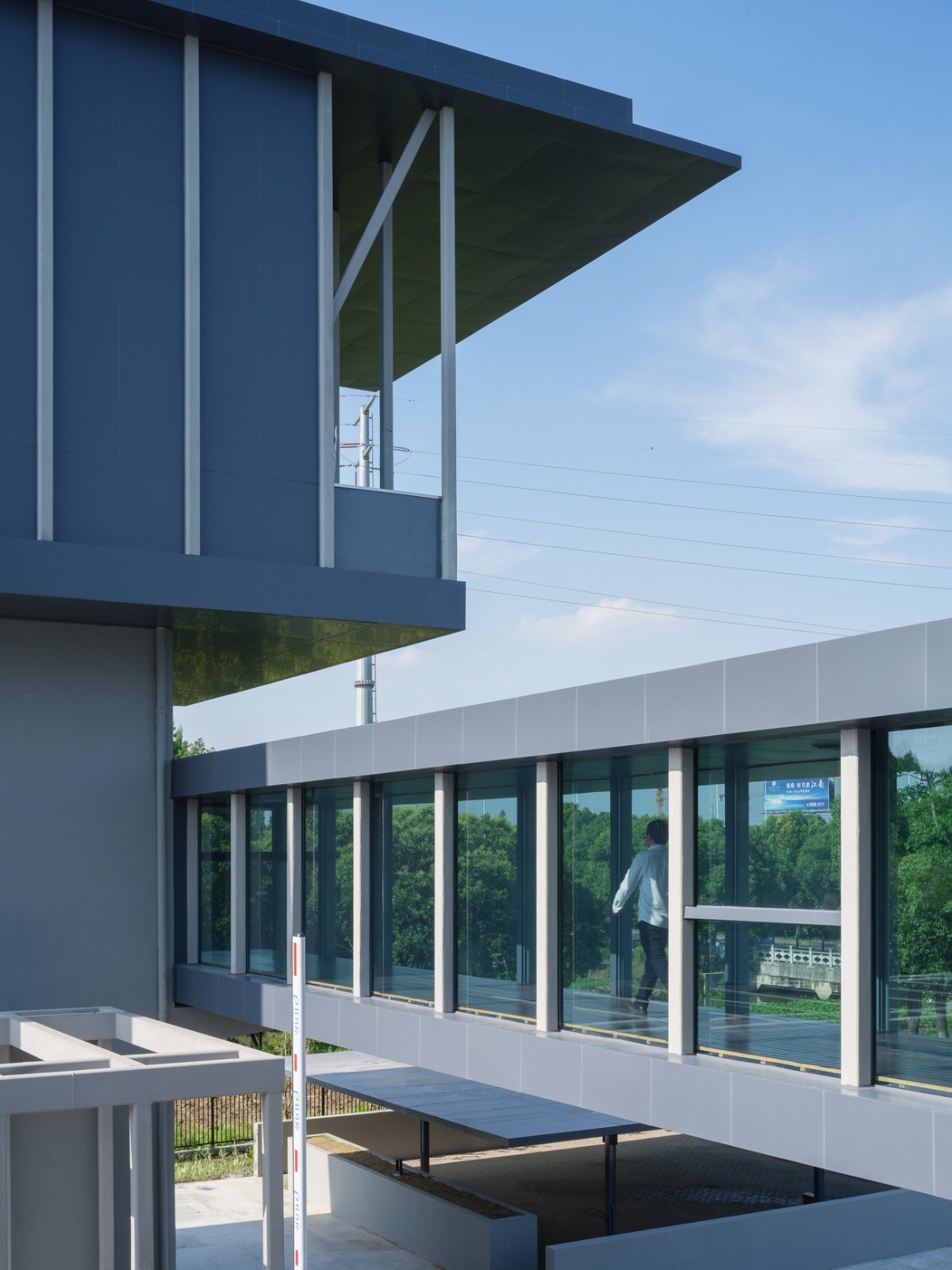 BIM建筑|昆山杜克大学公交首末站 / 阿科米星建筑设计事务所