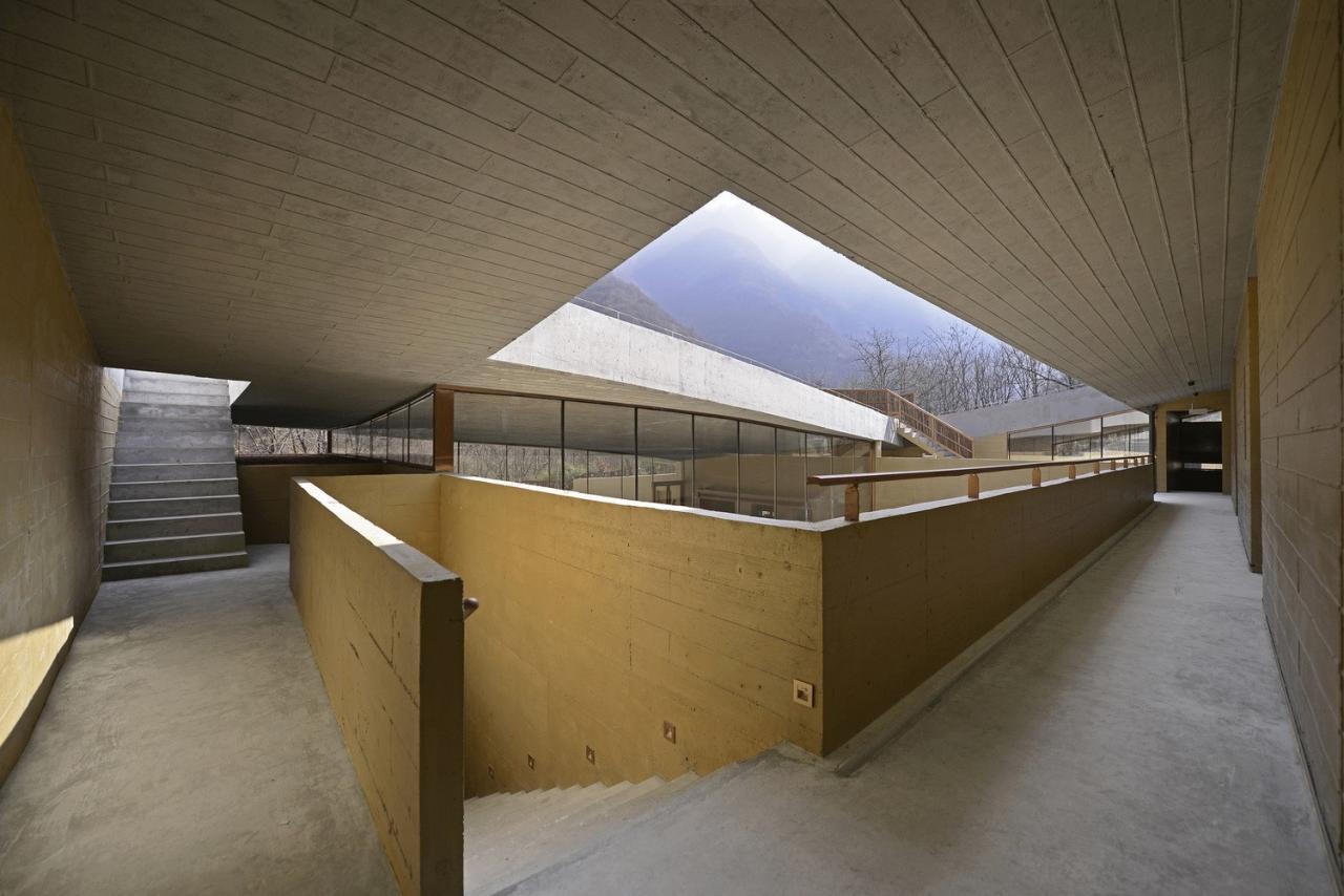 BIM建筑|唐家河自然教育中心 / 合造社建筑设计