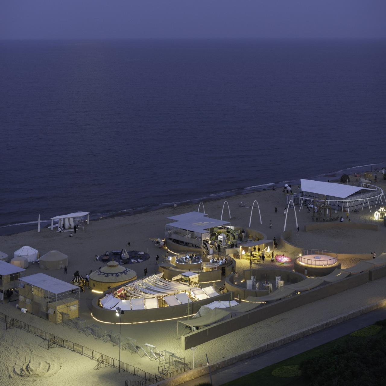 BIM建筑|候鸟沙城 ：“2024阿那亚戏剧节”新作 / 马岩松