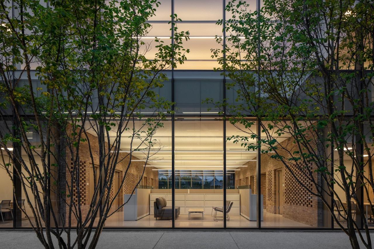 BIM建筑|芝加哥公园区总部和体育馆 / John Ronan Architects