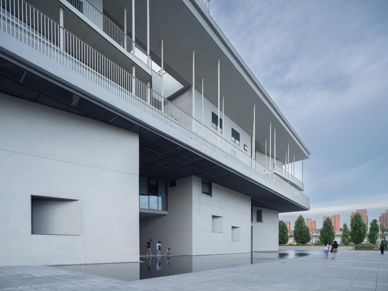 BIM建筑|湖南广电芒果马栏山广场 / 地方工作室