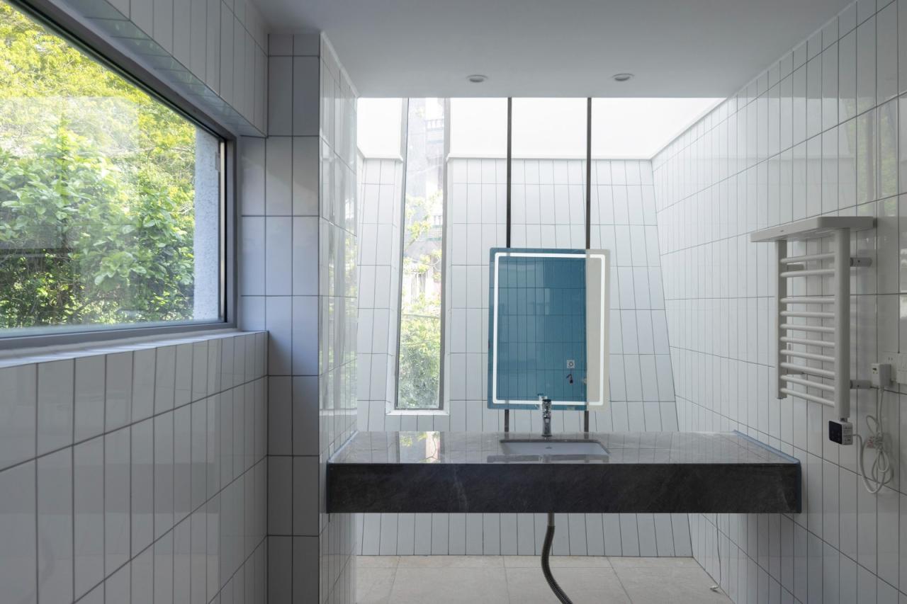 BIM建筑|孤岛浮舟：舟山柴山岛托老所 / 孟凡浩-line+建筑事务所