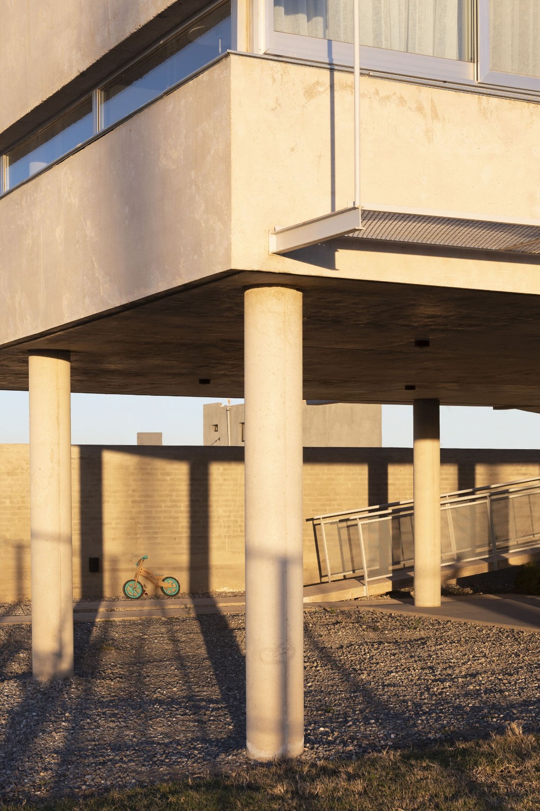 BIM建筑|柱间住宅 / Esteras Perrote