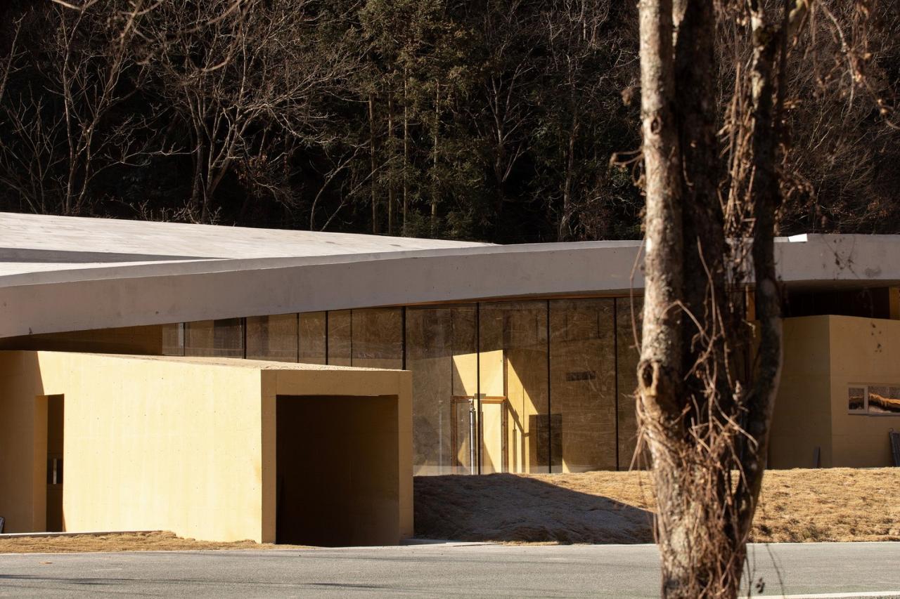 BIM建筑|唐家河自然教育中心 / 合造社建筑设计