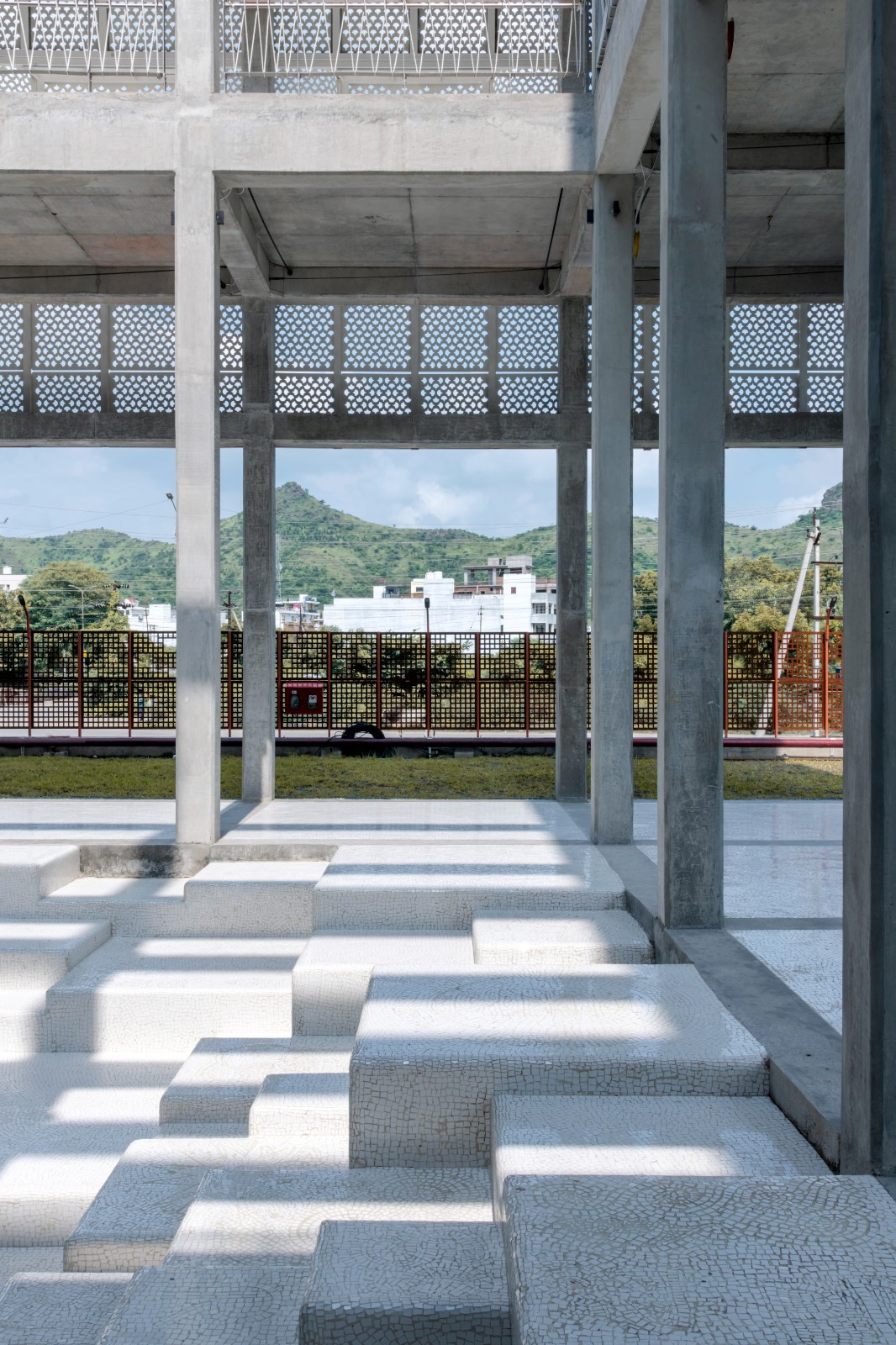 BIM建筑|第三空间文化学习中心 / Studio Saar