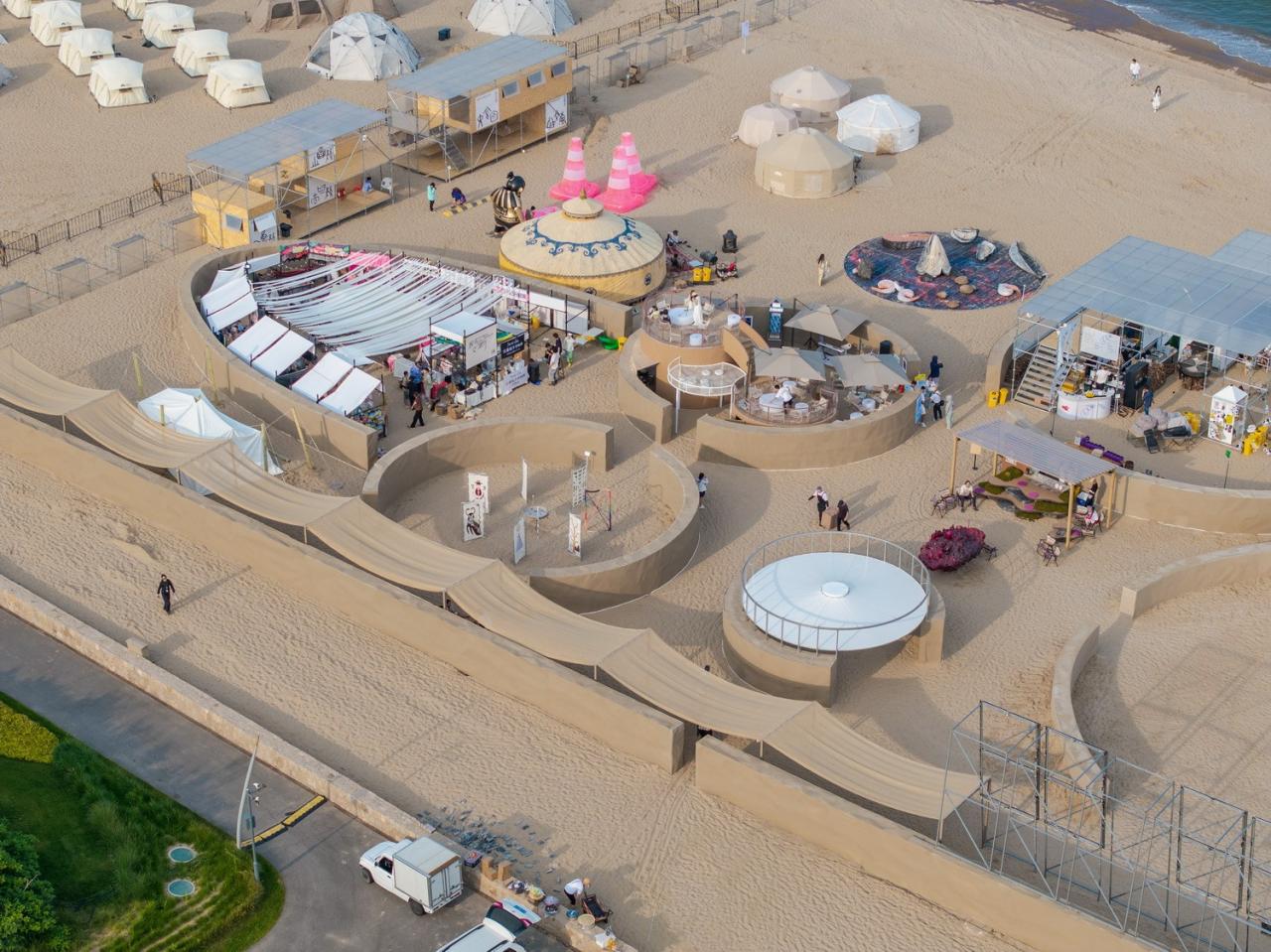 BIM建筑|候鸟沙城 ：“2024阿那亚戏剧节”新作 / 马岩松