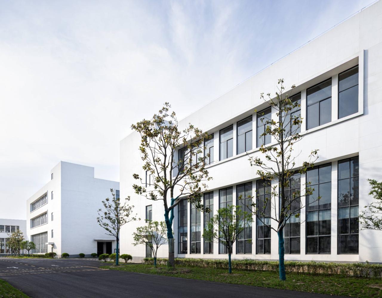 BIM建筑|美术馆语境下的温情工厂/ 田字格建筑事务所