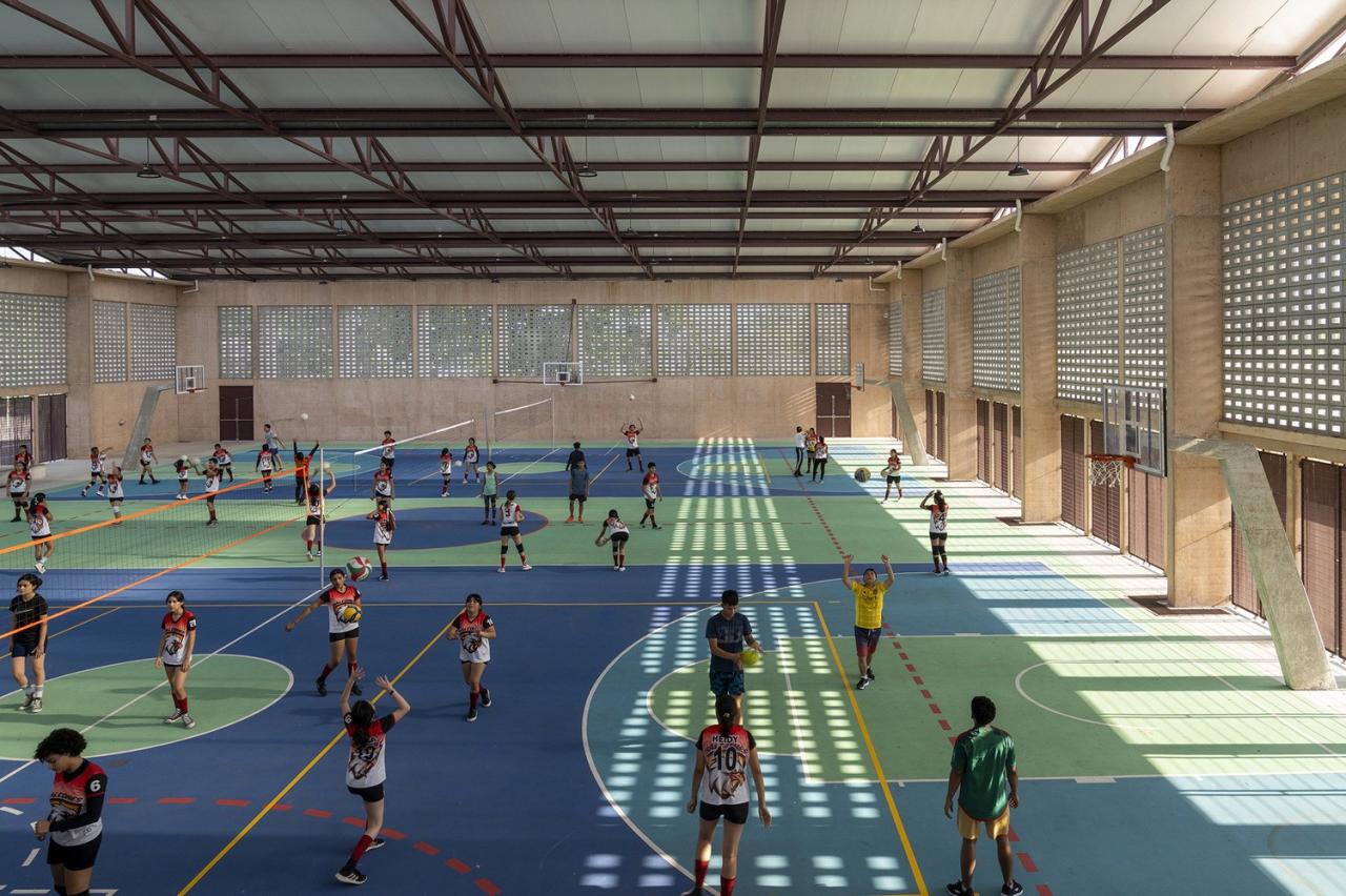 BIM建筑|Manuel Vargas Iziquierdo 棒球场与体育中心 / Bernardo Quinzaños + CCA Centro de Colaboración Arquitectónica