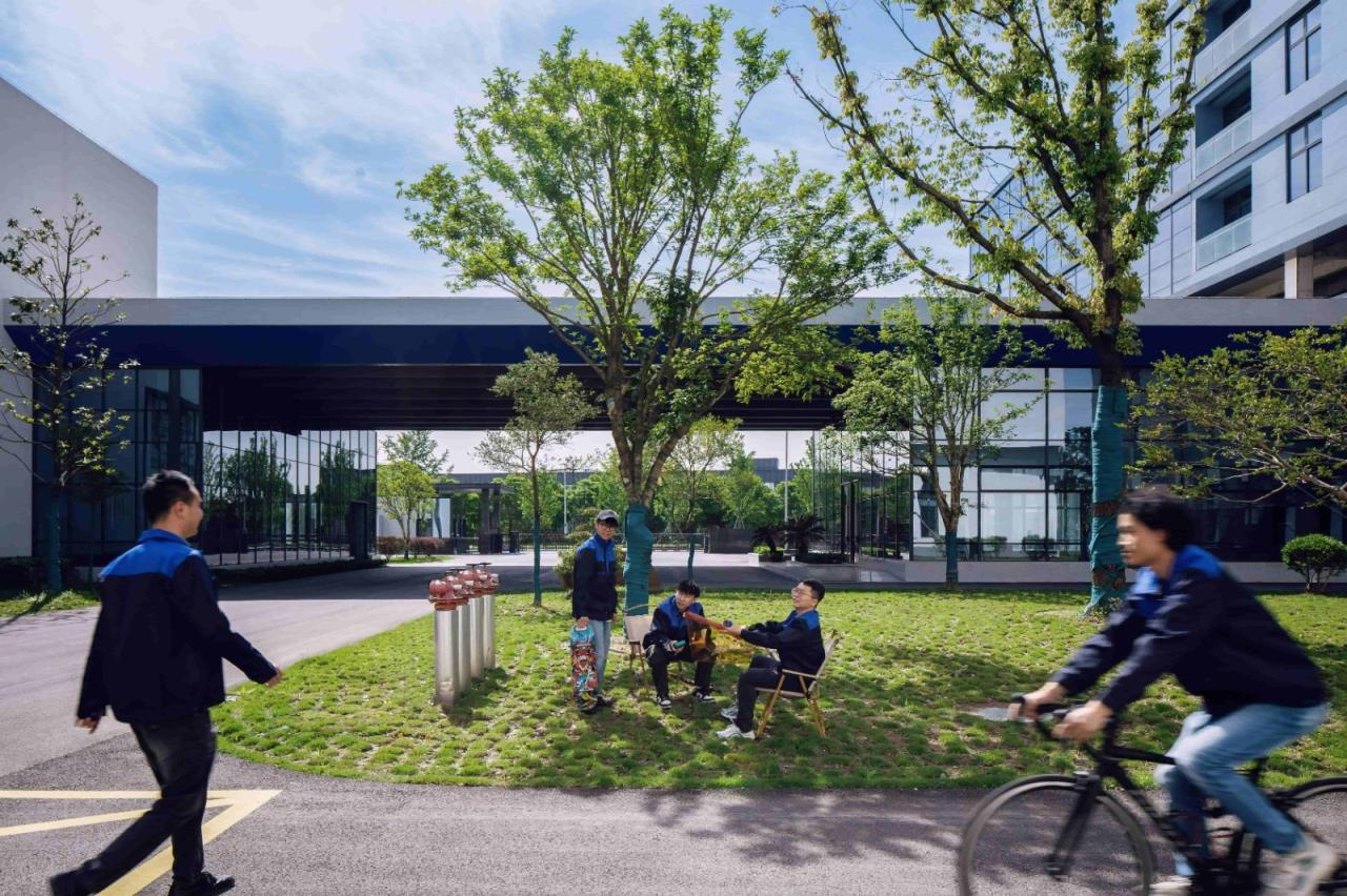 BIM建筑|美术馆语境下的温情工厂/ 田字格建筑事务所