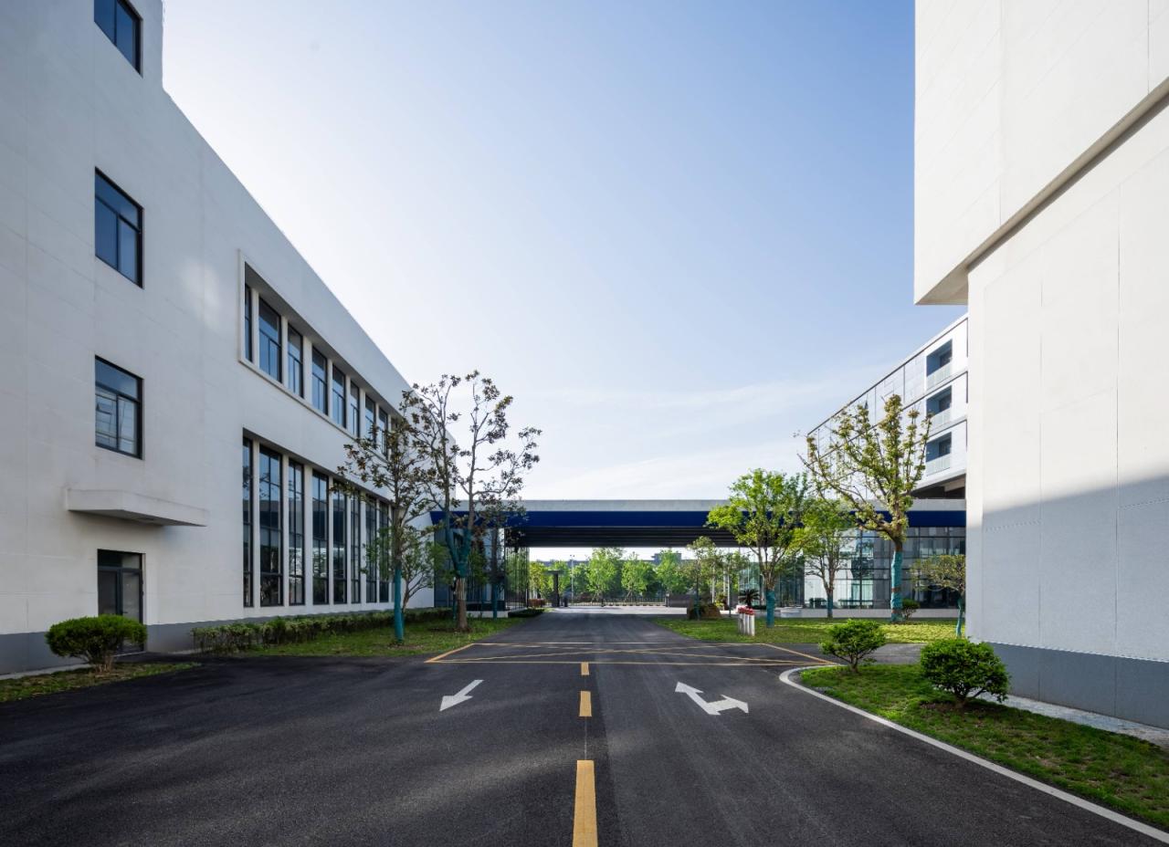 BIM建筑|美术馆语境下的温情工厂/ 田字格建筑事务所