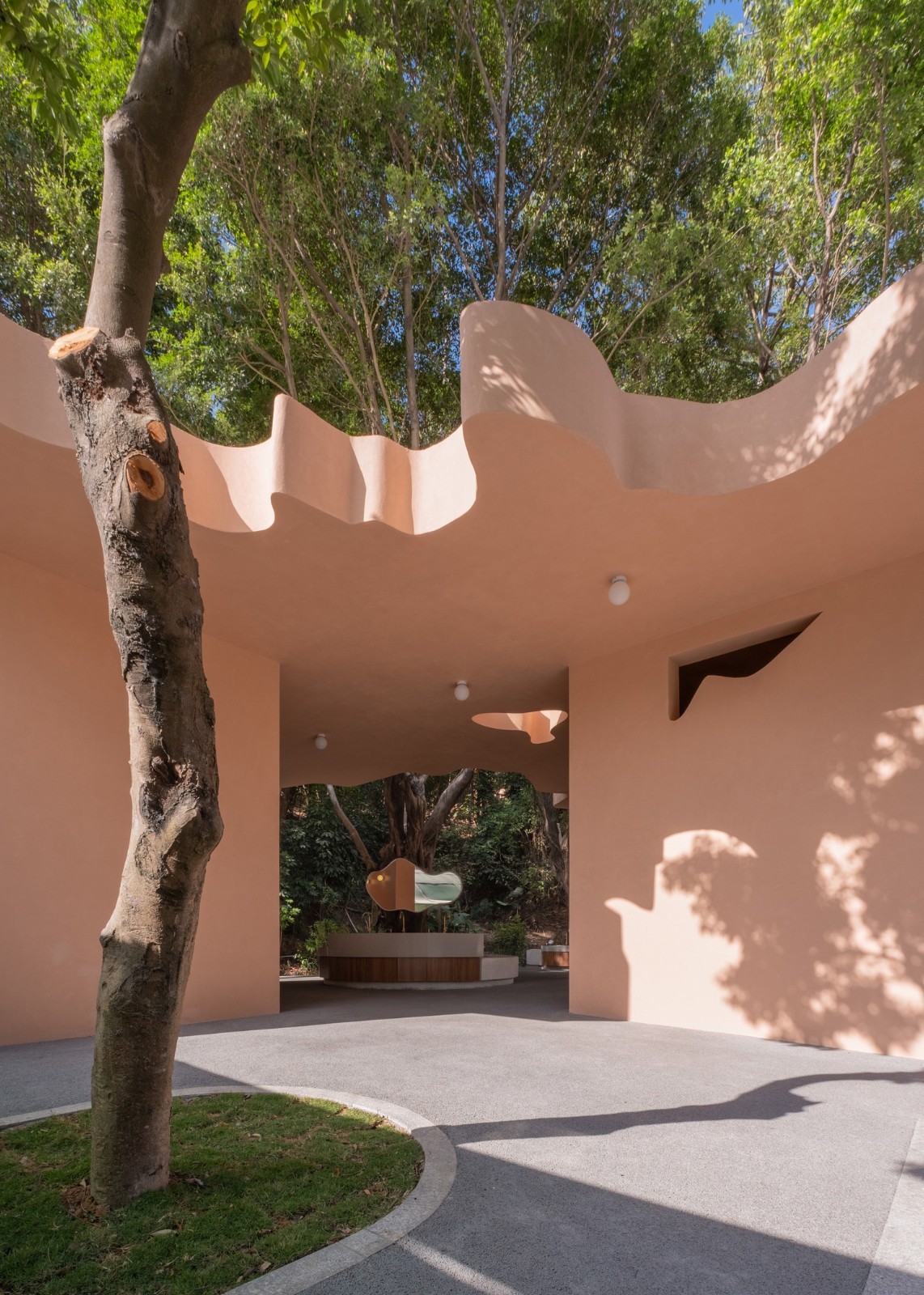 BIM建筑|绯影.驿站：石芽岭公园配套 / Studio 10