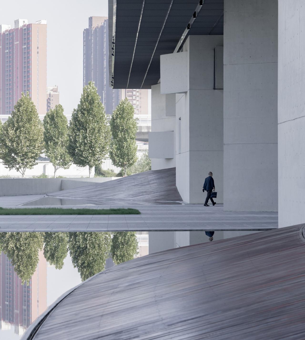 BIM建筑|湖南广电芒果马栏山广场 / 地方工作室