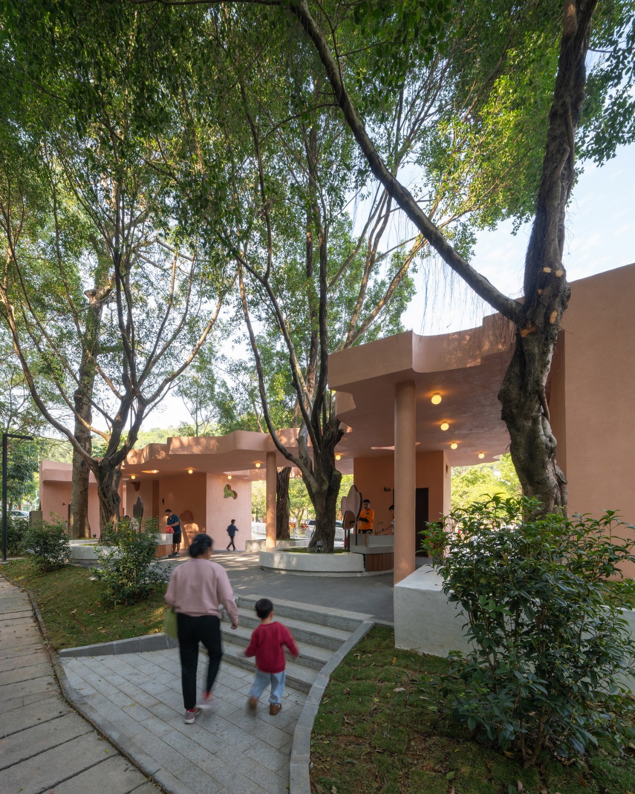 BIM建筑|绯影.驿站：石芽岭公园配套 / Studio 10