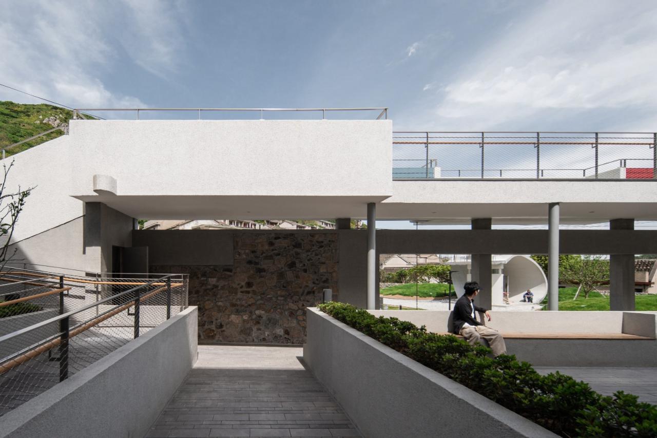 BIM建筑|孤岛浮舟：舟山柴山岛托老所 / 孟凡浩-line+建筑事务所