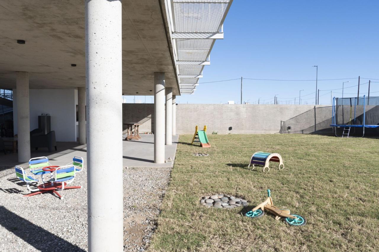 BIM建筑|柱间住宅 / Esteras Perrote