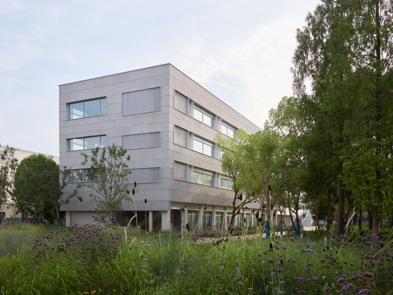 BIM建筑|上海继电器厂改造 / HCCH合尘建筑