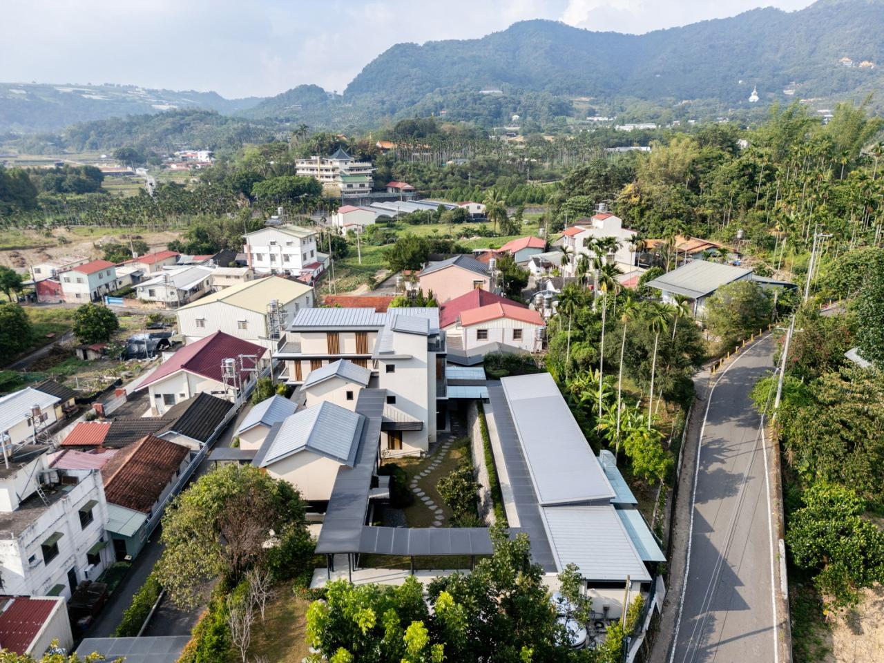 BIM建筑|集群之家 / YD Architects