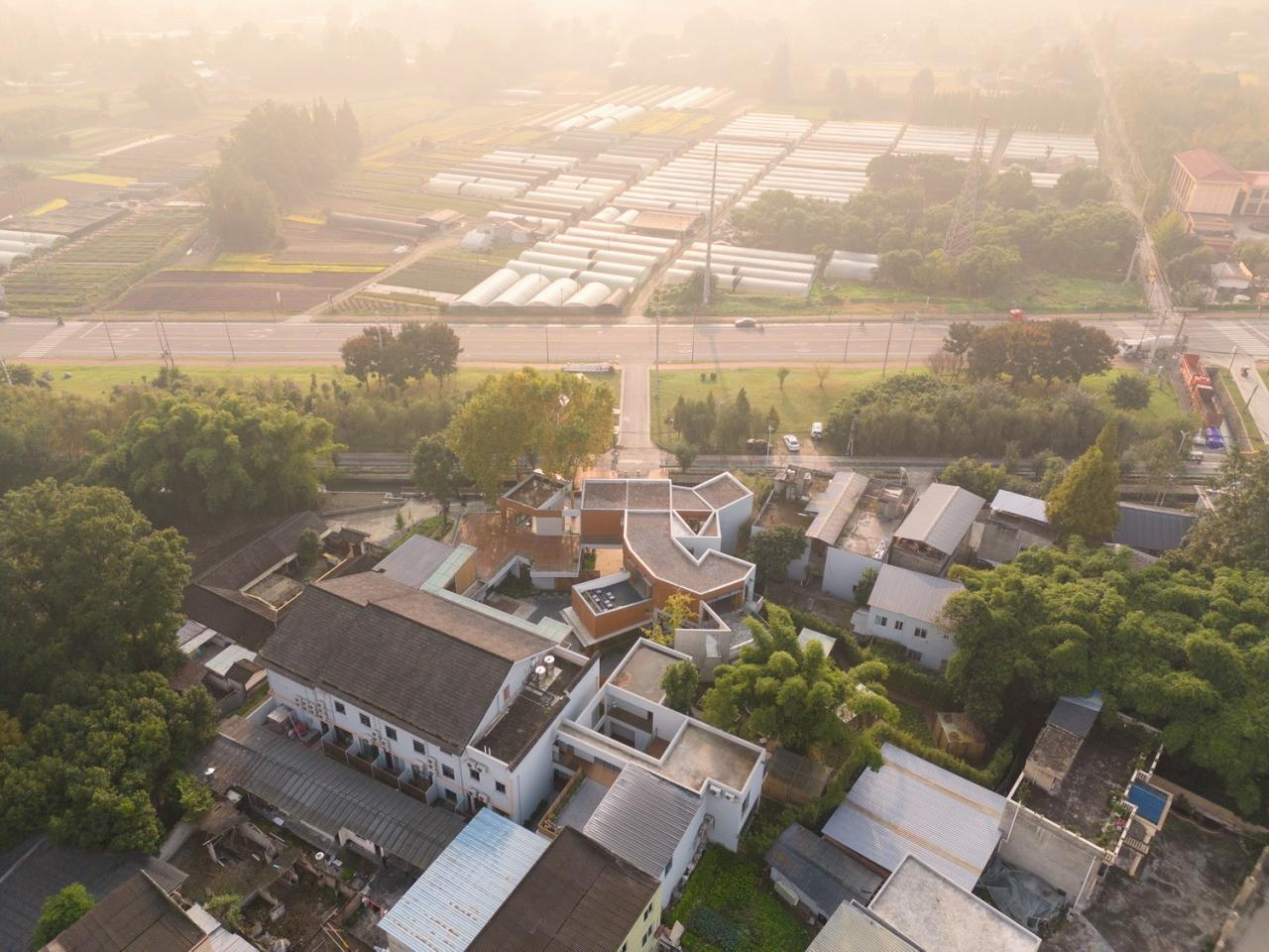 BIM建筑|成都温江榜样青年社区 / MAT 超级建筑事务所