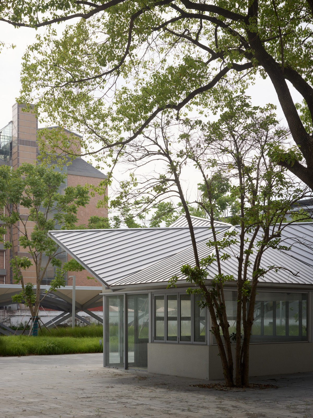 BIM建筑|上海继电器厂改造 / HCCH合尘建筑