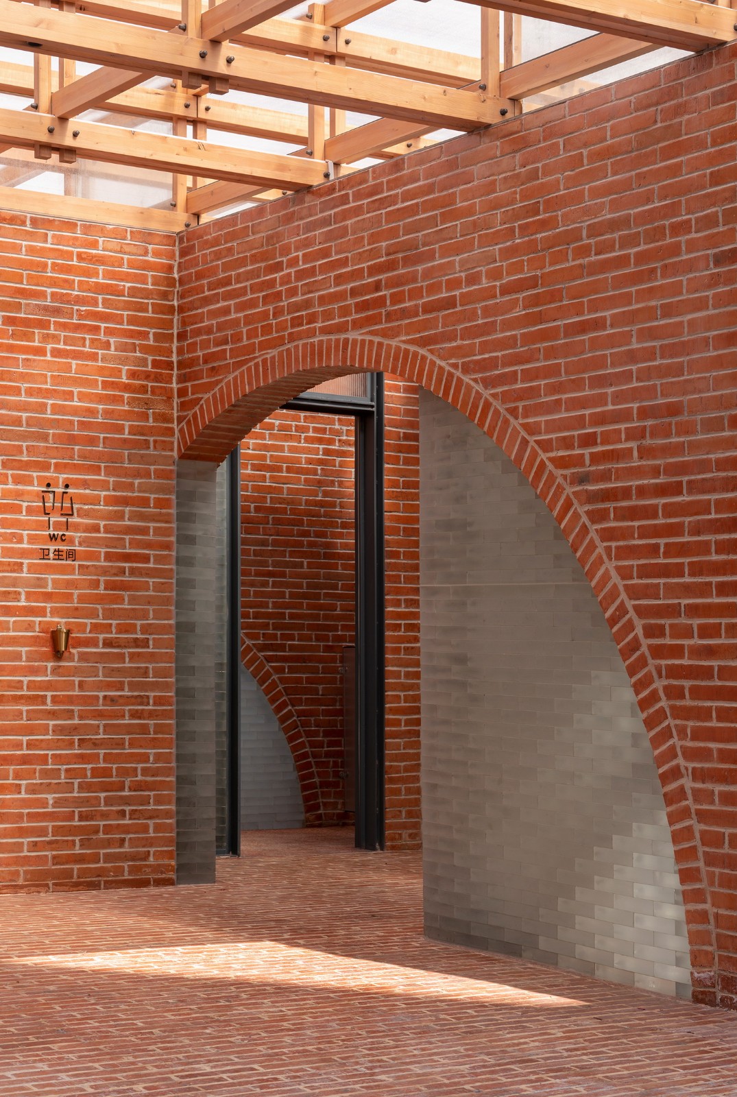 BIM建筑|留坝老街红砖公厕 / 尌林建筑设计事务所