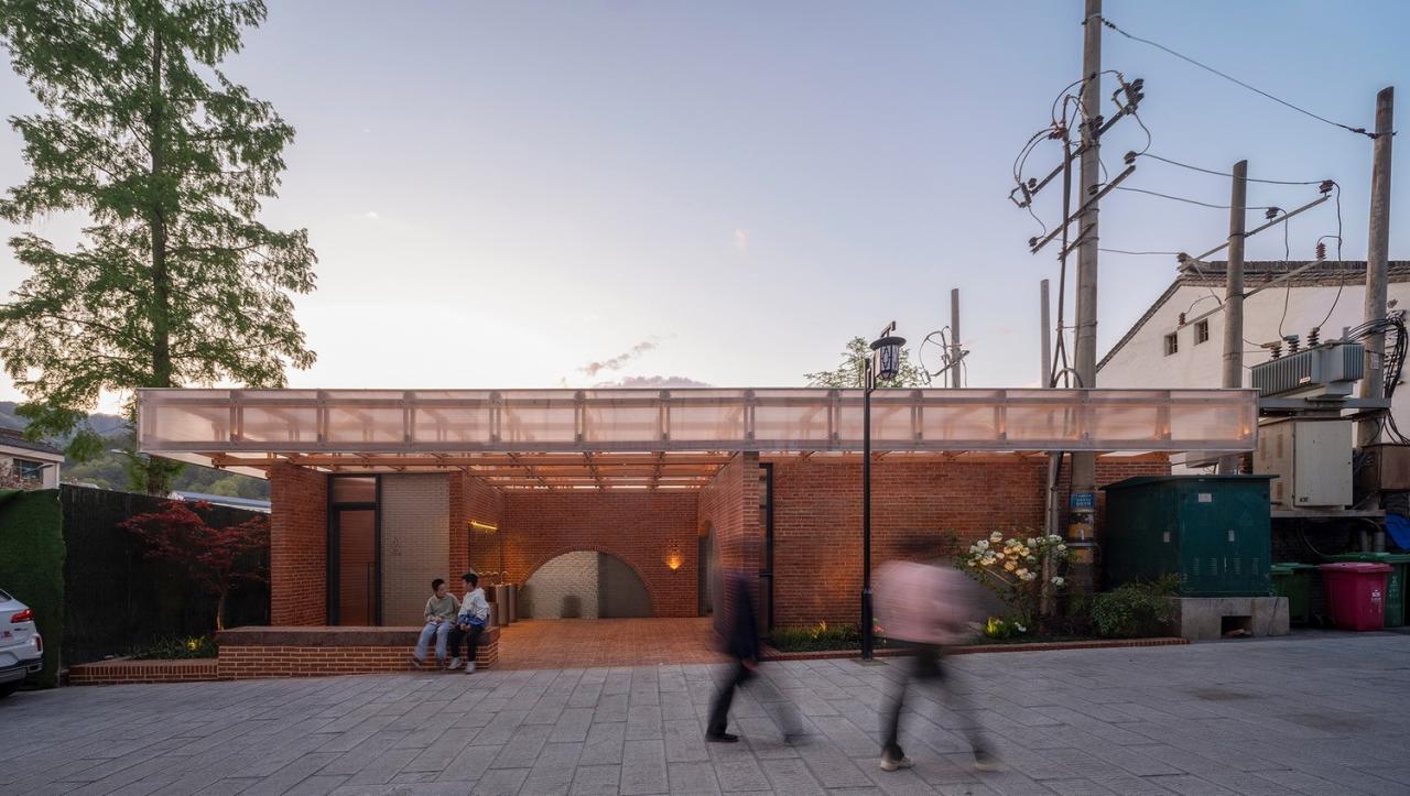 BIM建筑|留坝老街红砖公厕 / 尌林建筑设计事务所