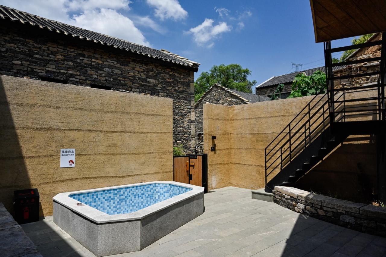 BIM建筑|以景为据：济南东泉村民宿集群设计 / GW空间设计