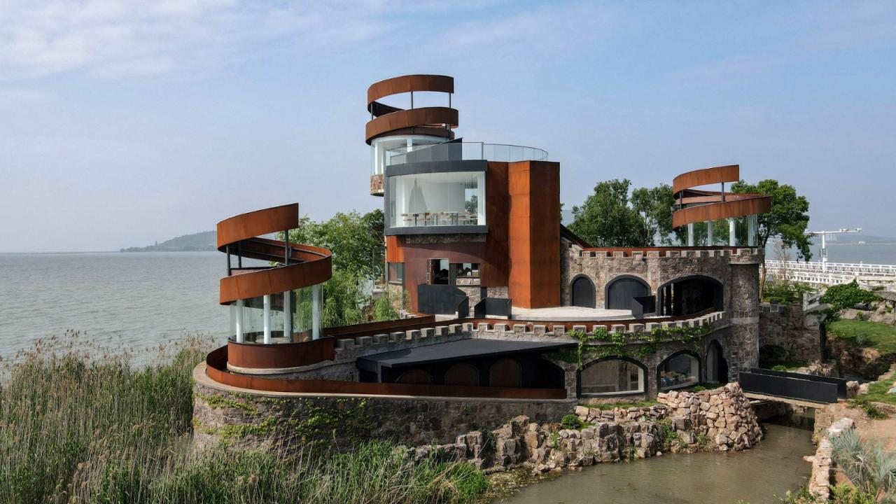 BIM建筑|太湖度假区凤凰台改造 / 平介设计