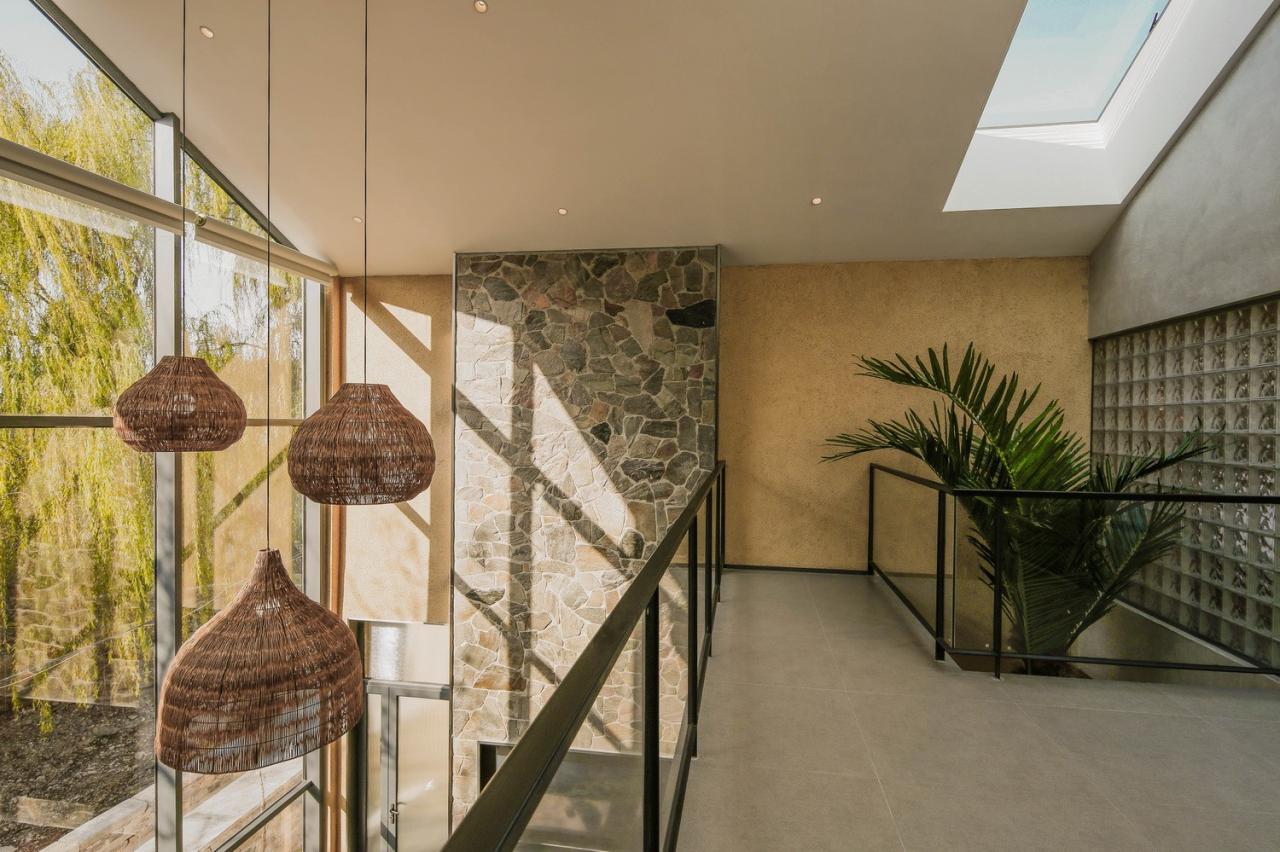 BIM建筑|以景为据：济南东泉村民宿集群设计 / GW空间设计