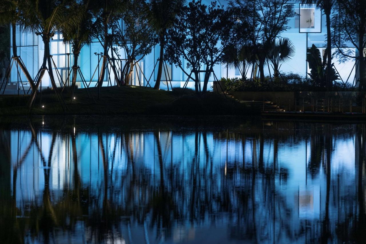 BIM建筑|玉山岚峰：正大太阳河咖啡小镇艺术中心 / Wutopia Lab