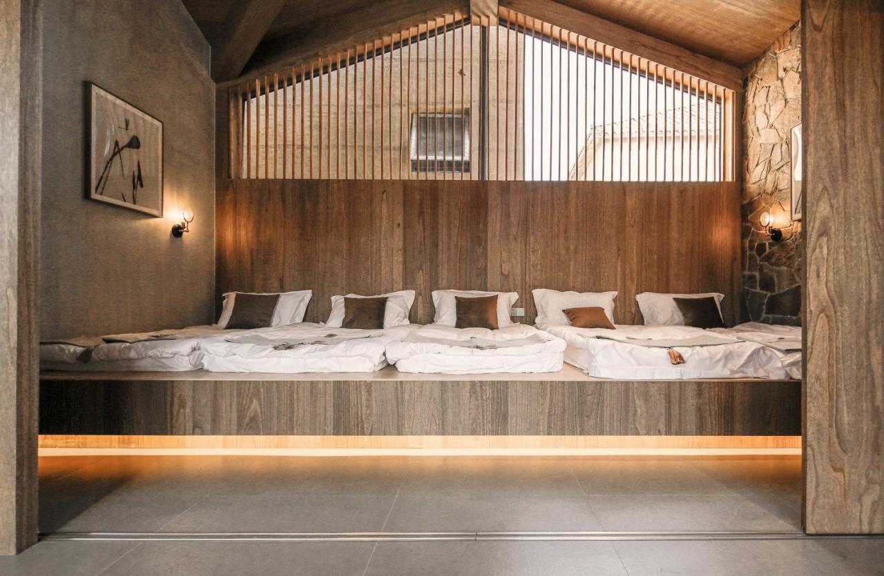 BIM建筑|以景为据：济南东泉村民宿集群设计 / GW空间设计