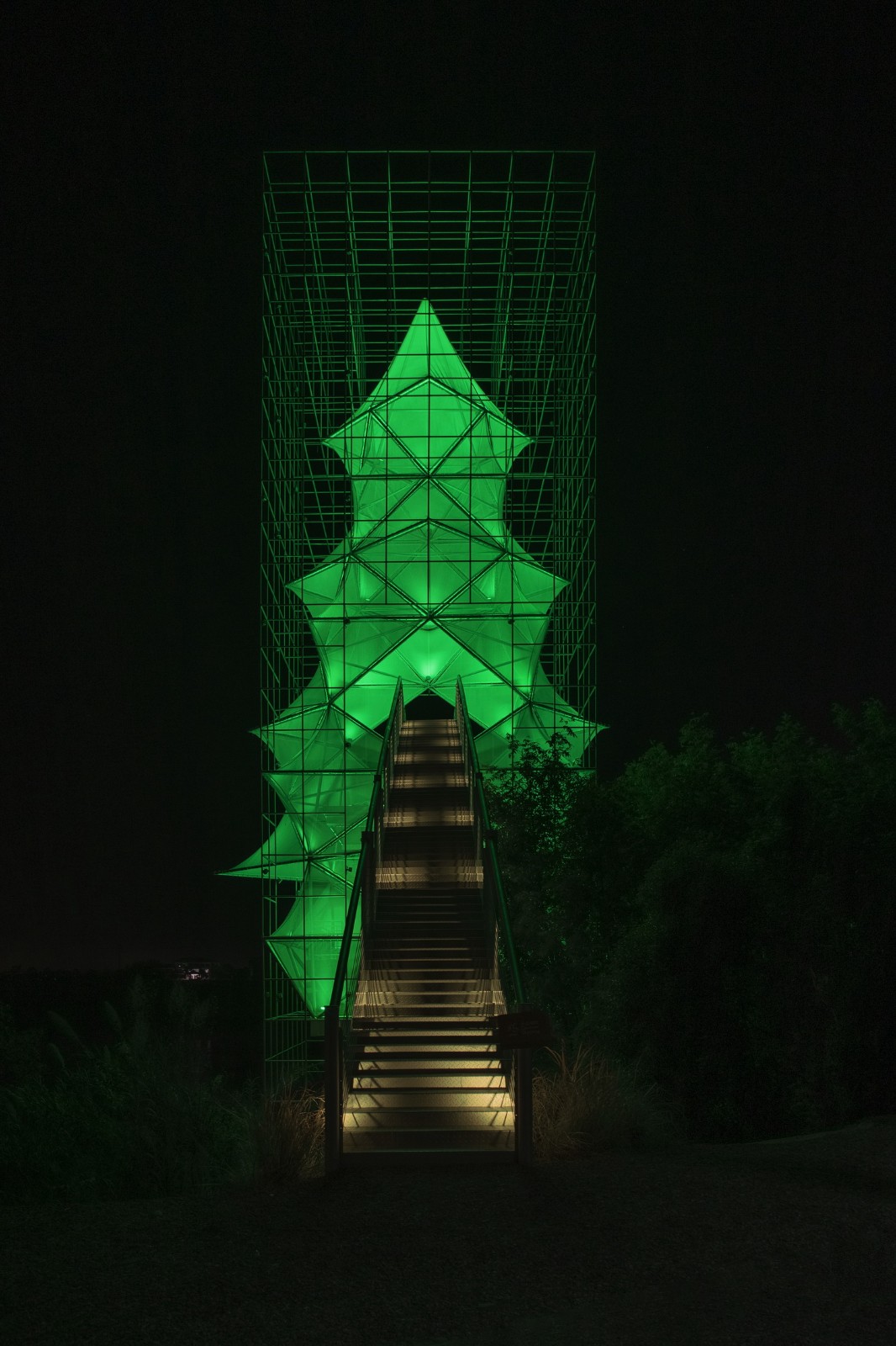 BIM建筑|人造树 / 有限设计工作室