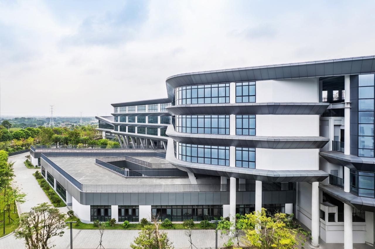 BIM建筑|北京大学附属中学海口学校 / Crossboundaries