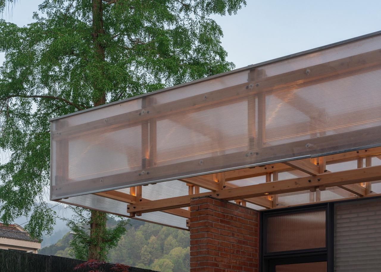 BIM建筑|留坝老街红砖公厕 / 尌林建筑设计事务所