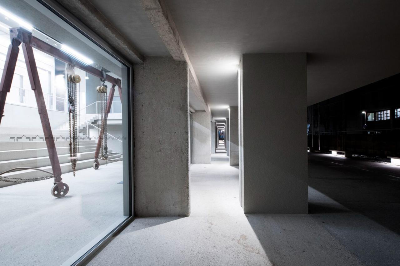 BIM建筑|老印刷厂 / OFIS Architects