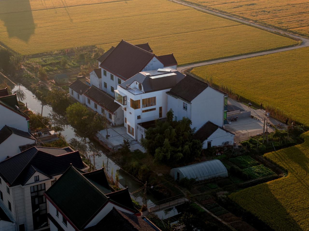 BIM建筑|小南居 / 直距建筑