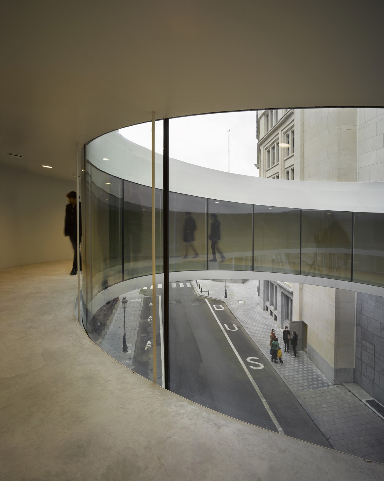 BIM建筑|Tondo 人行天桥 / OFFICE Kersten Geers David Van Severen