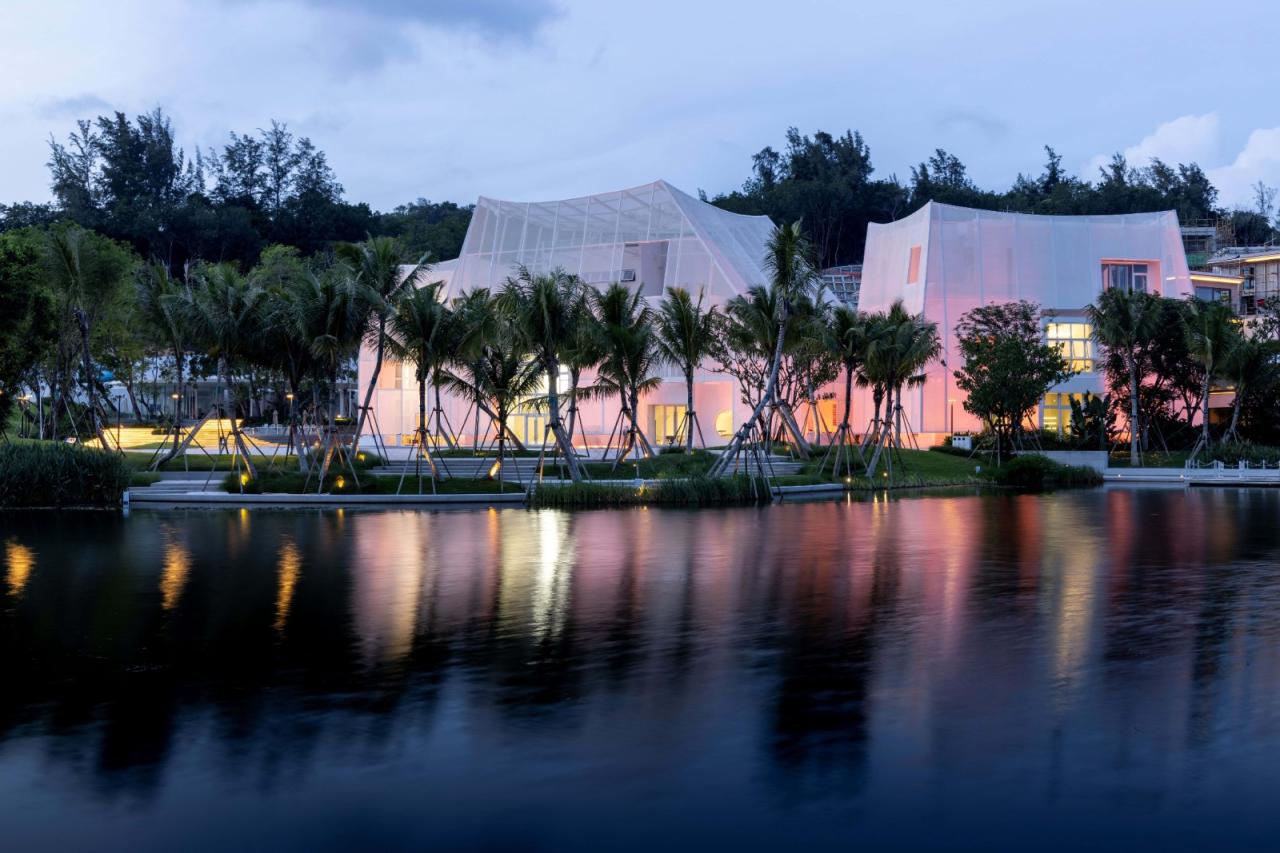 BIM建筑|玉山岚峰：正大太阳河咖啡小镇艺术中心 / Wutopia Lab